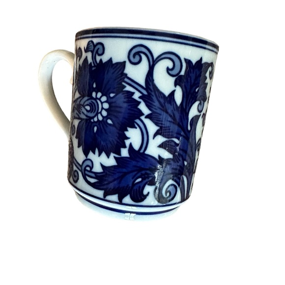 Bombay Company Asian Garden Blue and White Coffee Mug - Picture 6 of 6